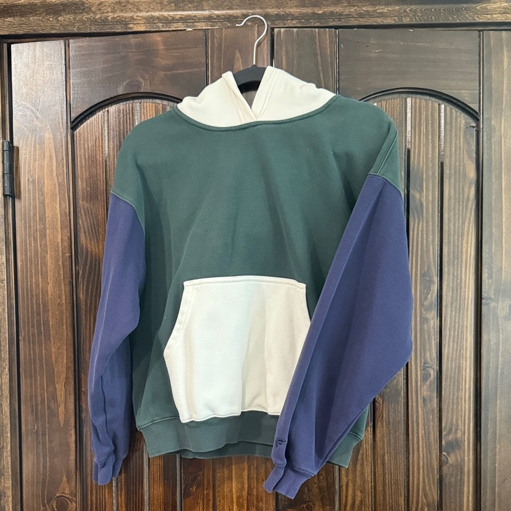 Fabletics Cream and Green Hoodie